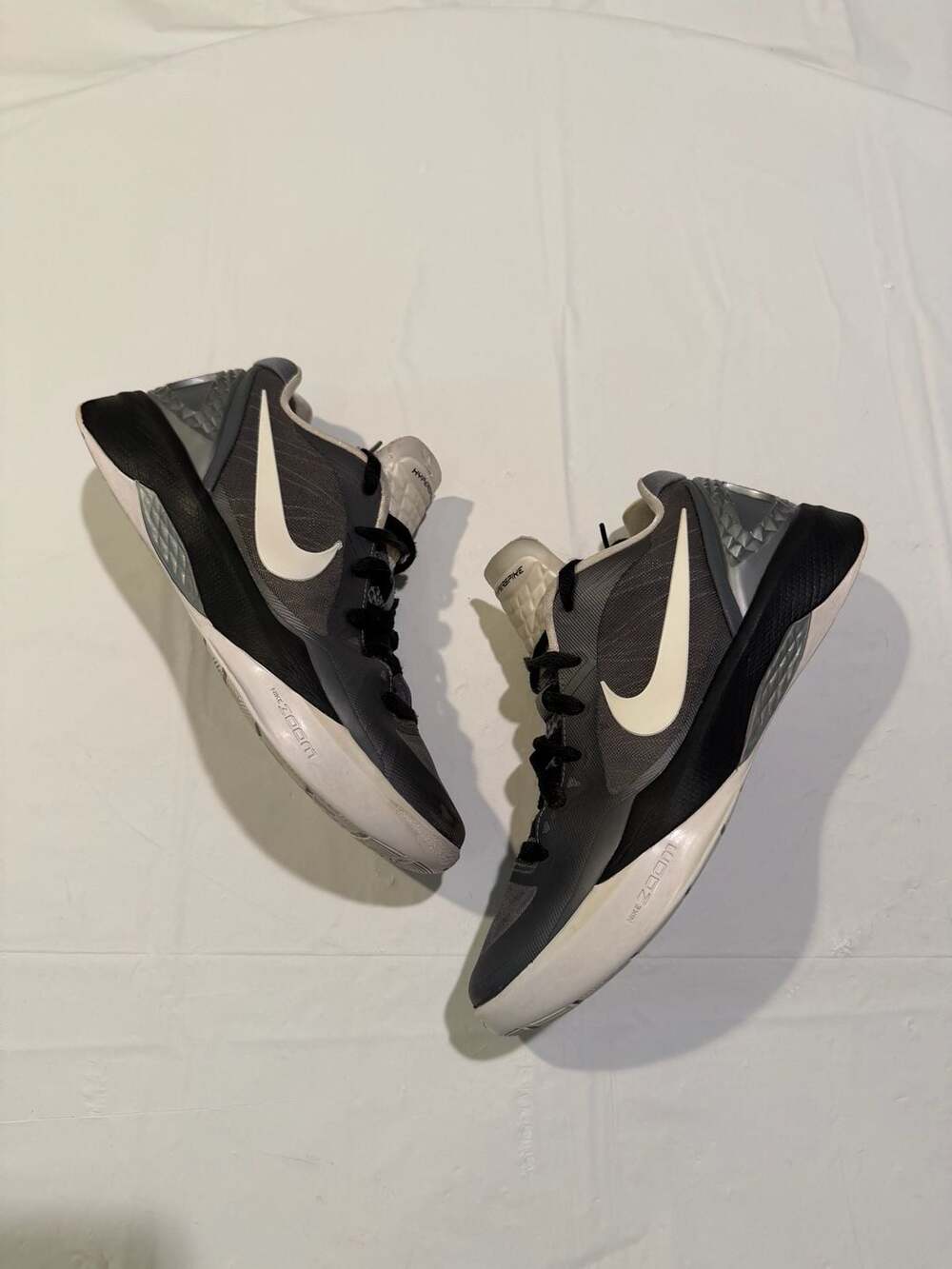 Nike Volley Zoom Hyperspike Volleyball Shoes Black/Grey 585763 Size 8.5